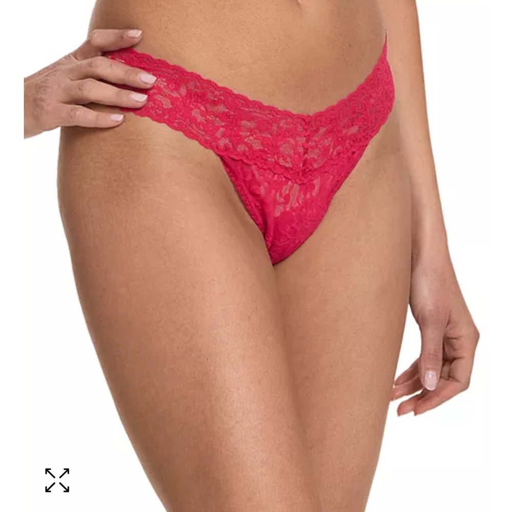 Hanky Panky Signature Red Lace Cotton Spandex Floral Thong One Size